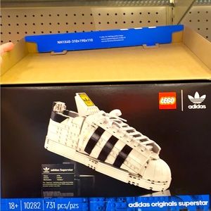 LEGO adidas Originals Superstar 10282 Building Kit